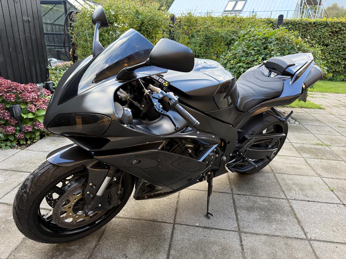 Yamaha YZF R1 billede 10