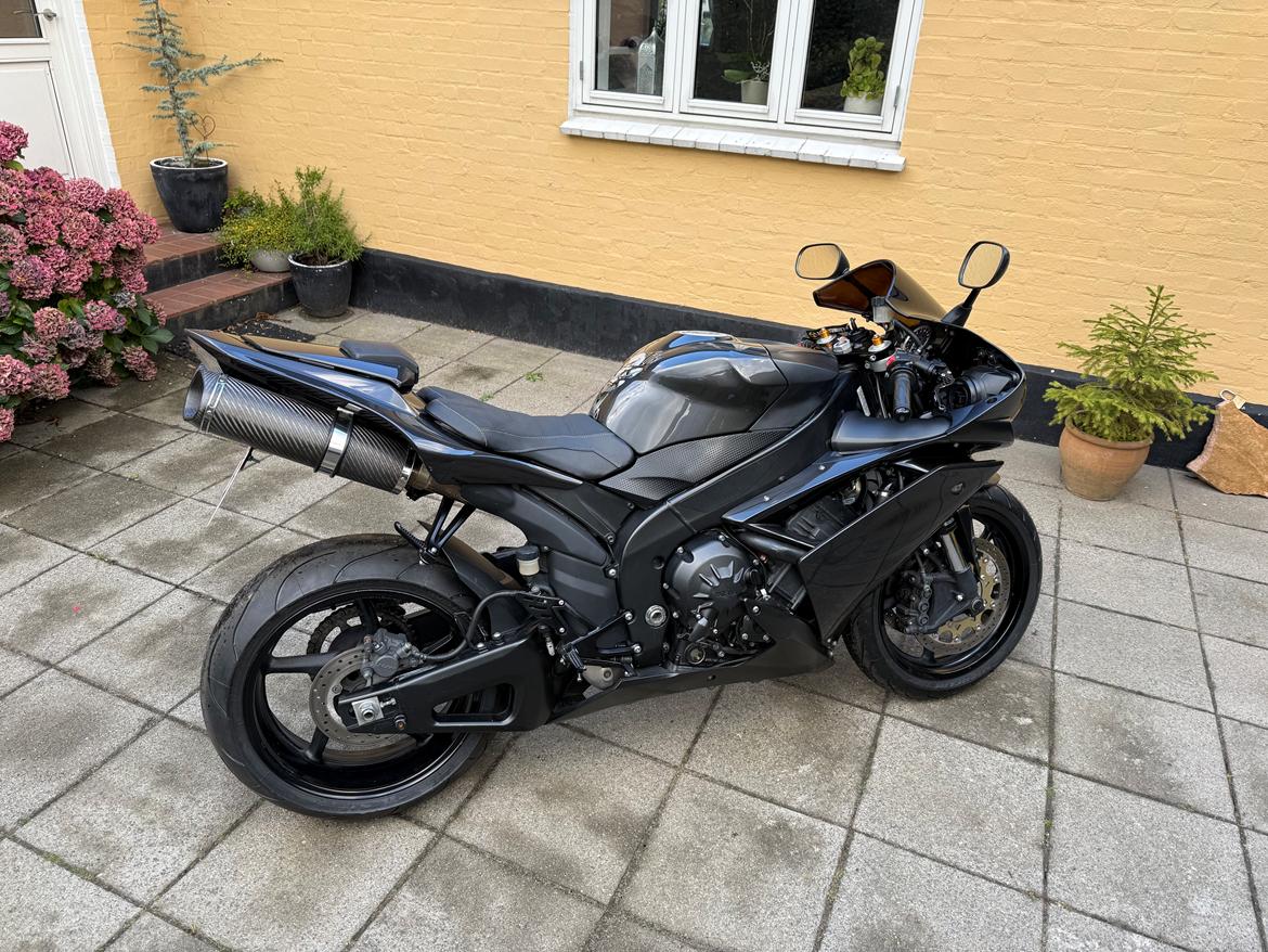 Yamaha YZF R1 billede 14