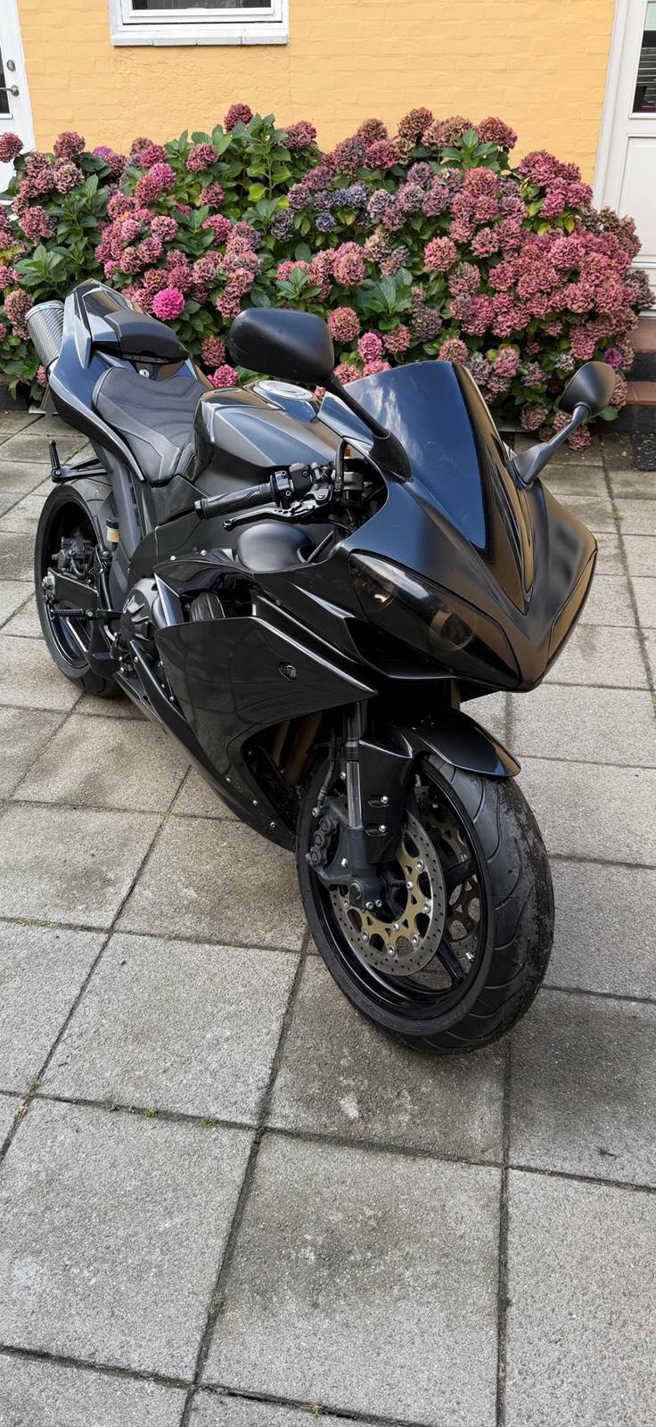Yamaha YZF R1 billede 2