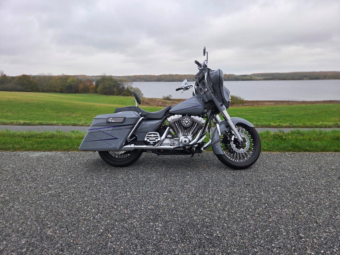 Harley Davidson FLHTI Street Glide Style billede 2