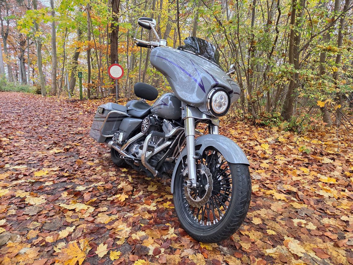 Harley Davidson FLHTI Street Glide Style billede 7