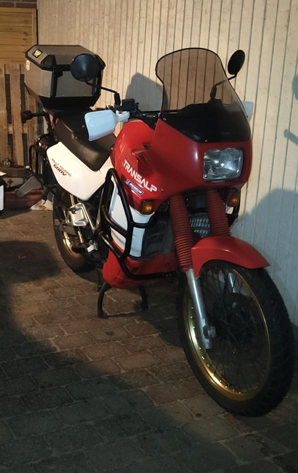 Honda XL 600V Transalp billede 14