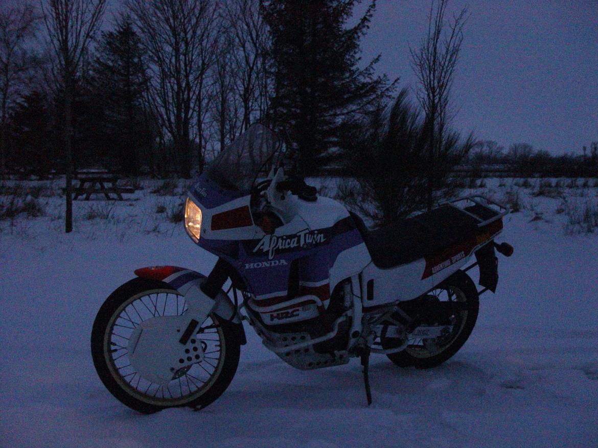 Honda XRV 650J Africa Twin RD03 billede 4