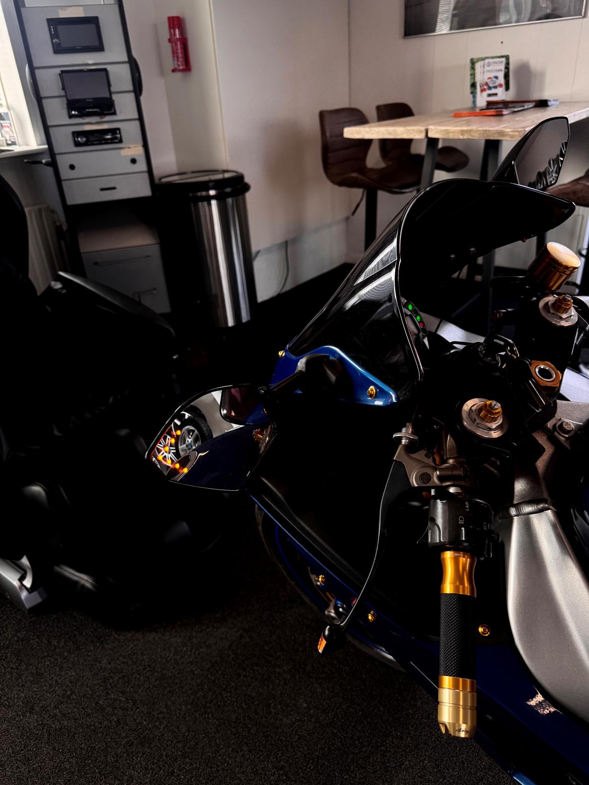 Kawasaki NINJA ZX6R billede 4