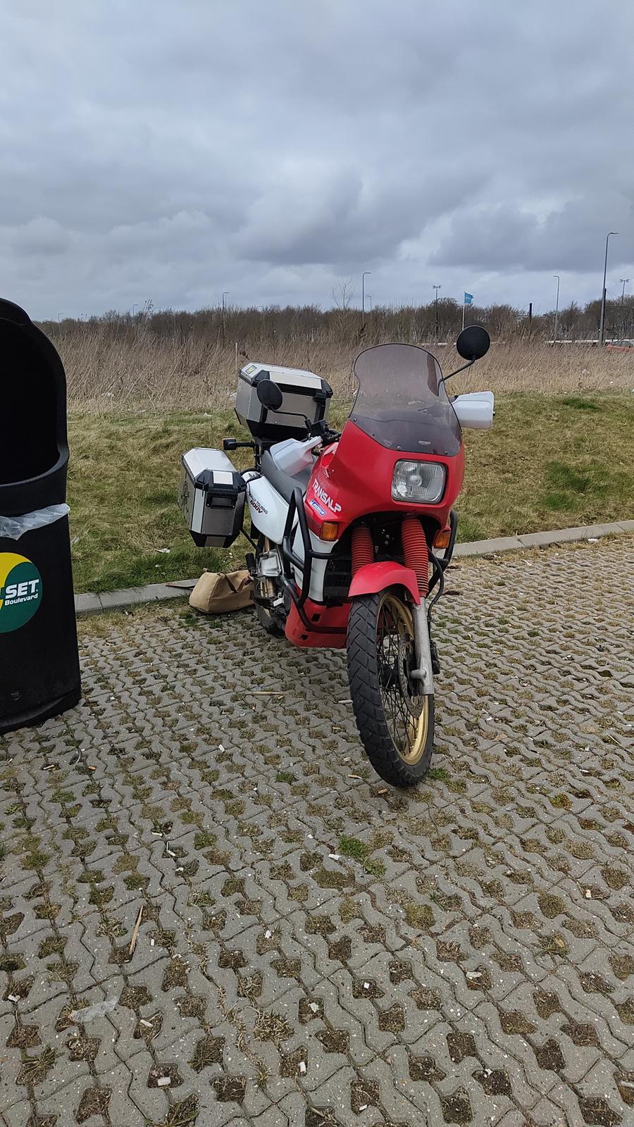 Honda XL600V Transalp billede 2