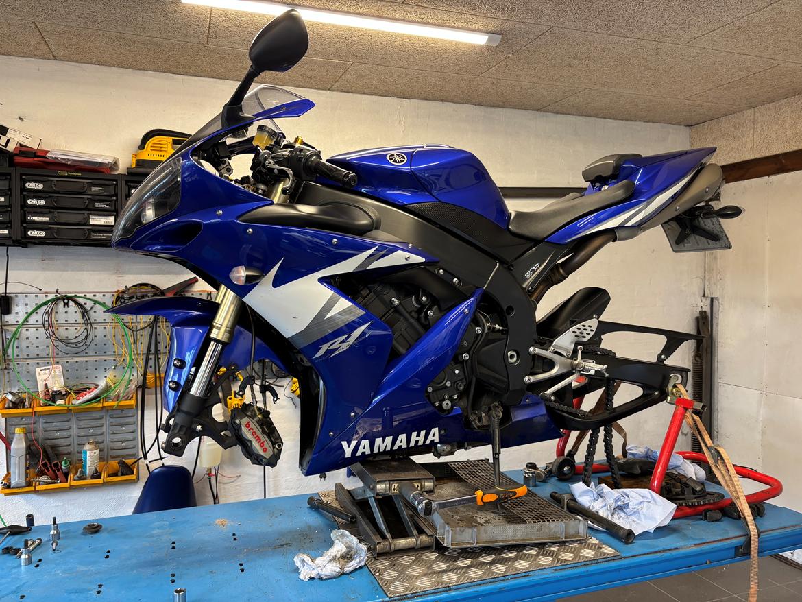 Yamaha YZF-R1 - Nye klodser, s23 lakridser og olie - 2026 billede 49