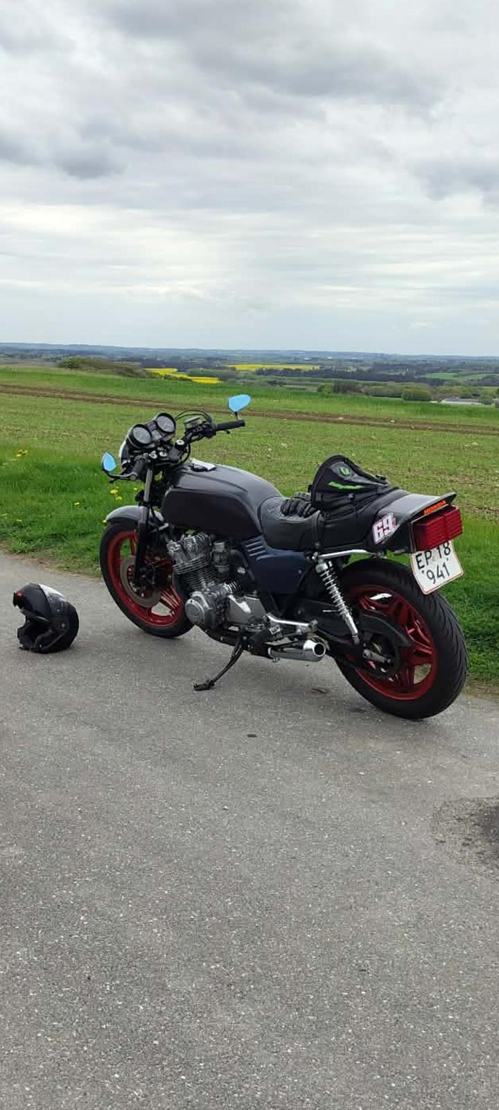 Honda CB 750 F RC04 Mini Bol'dor  billede 22