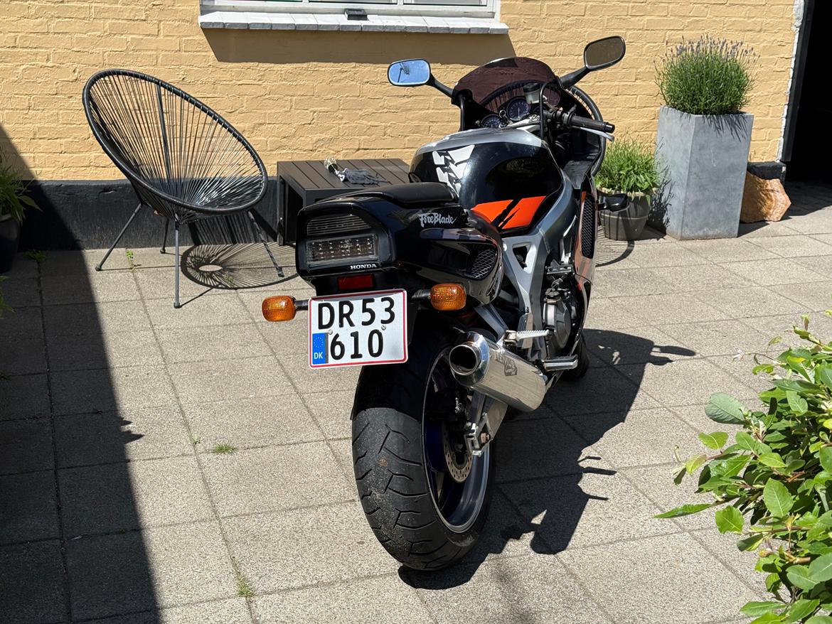 Honda CBR 900 RR FireBlade SC-28 billede 8