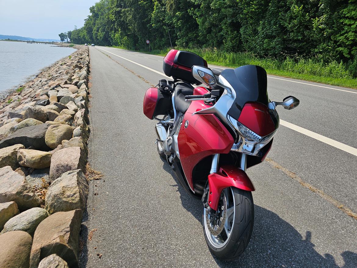 Honda VFR 1200 F DCT billede 4