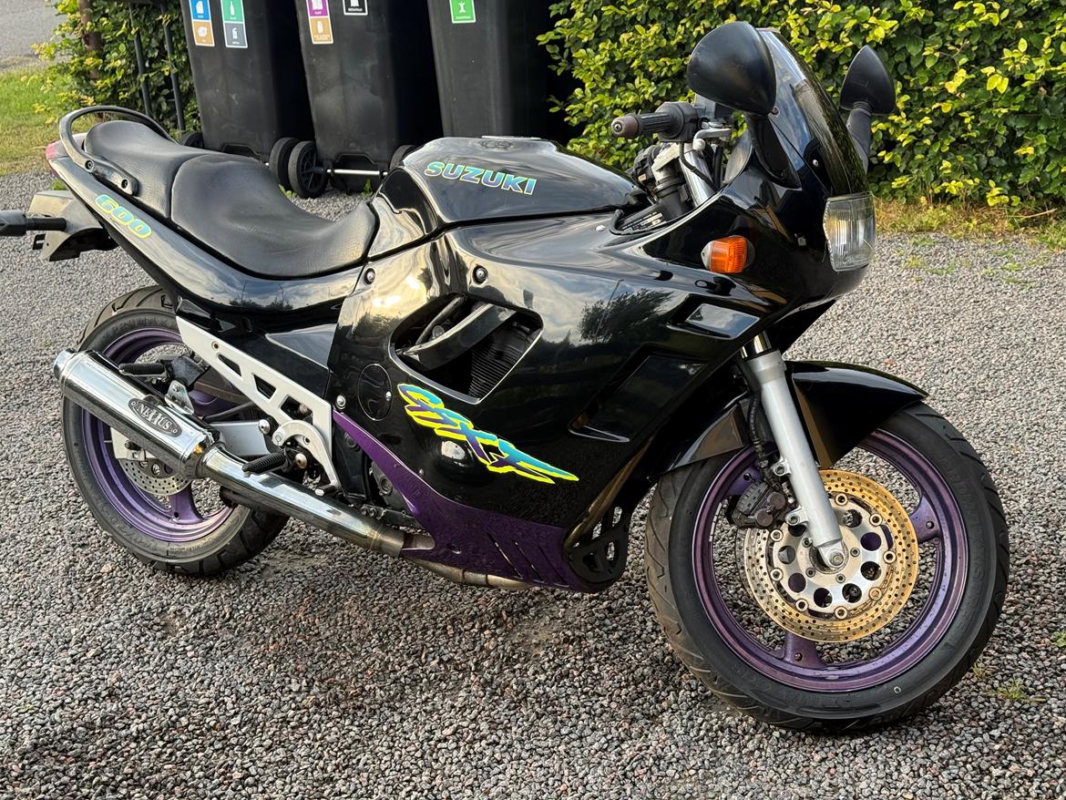 Suzuki Gsx-F 600 billede 5