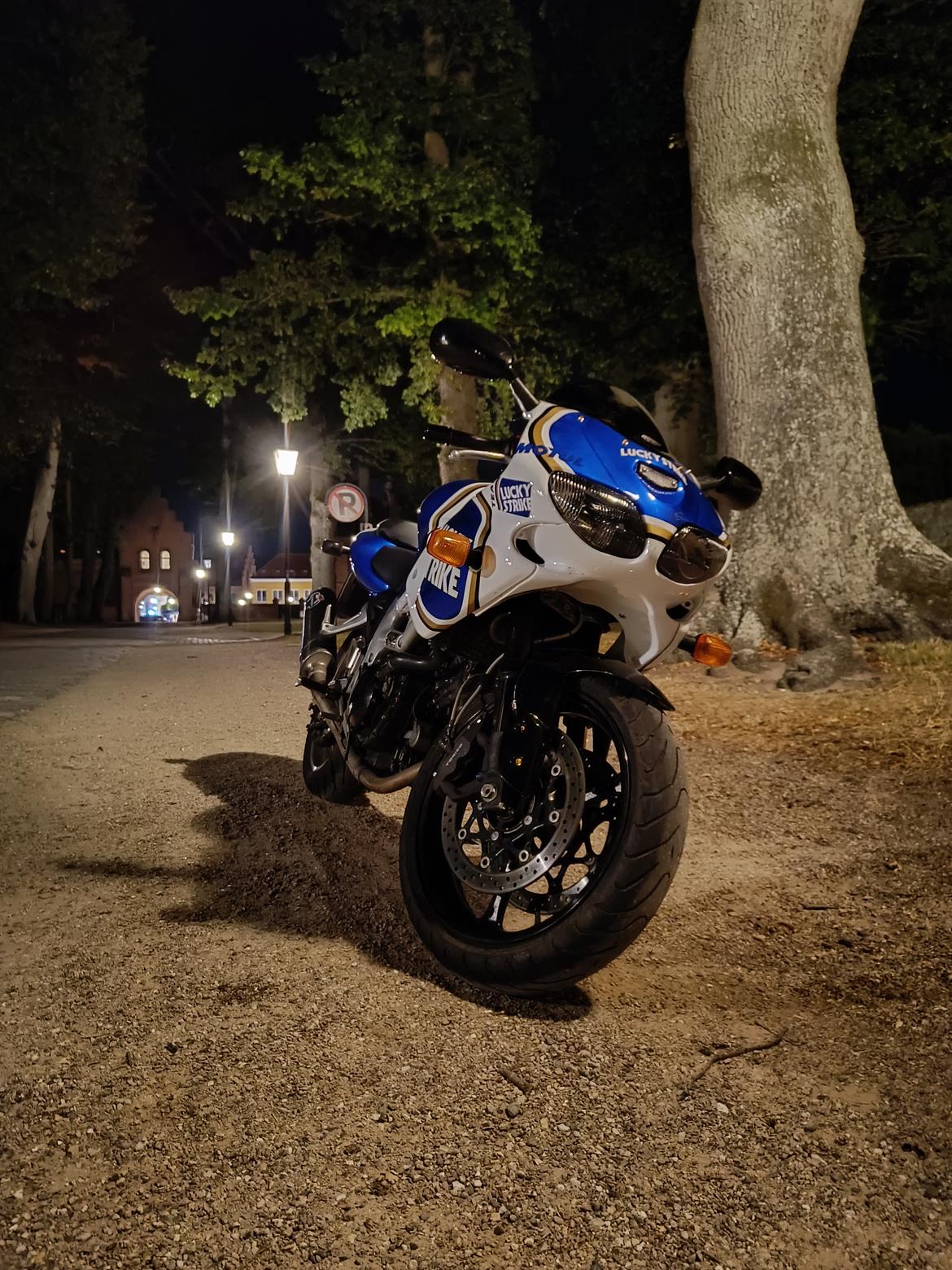 Suzuki SV650S/R billede 7