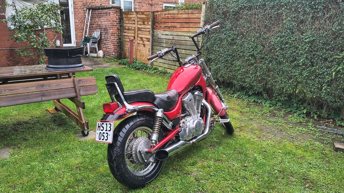 Suzuki VS 750 intruder (Trudolf) billede 1