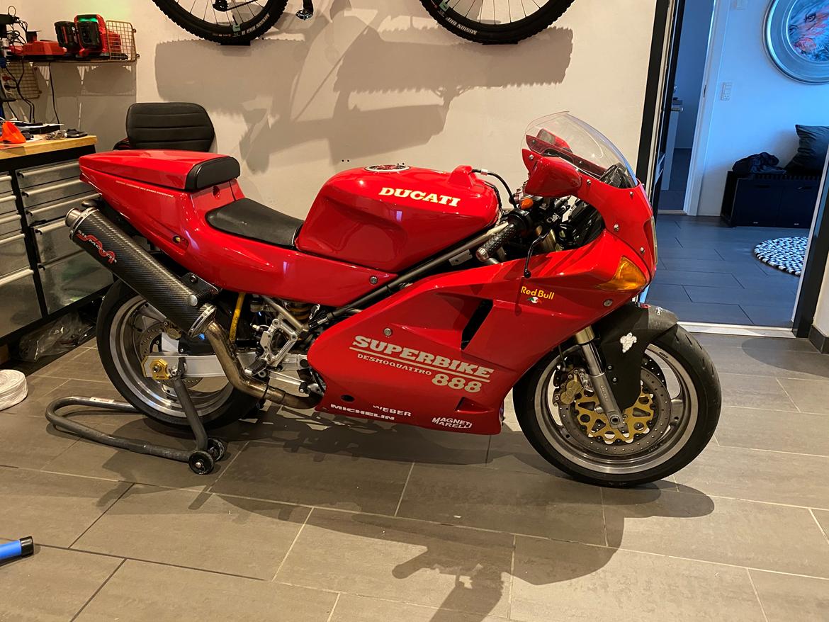 Ducati 888 billede 3