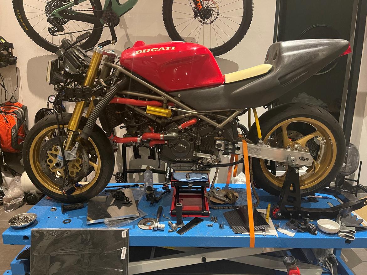 Ducati 888 billede 4