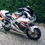 Yamaha FZR 600R *Solgt*