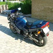 Suzuki RF 600R