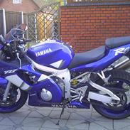 Yamaha YZF R6