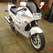 Honda vfr 750f rc 24