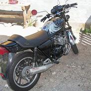 Yamaha xj 550