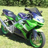 Kawasaki ZX6R