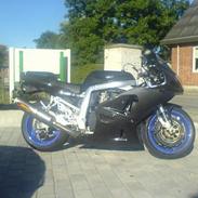 Suzuki Gsxr 750 Streetfighter