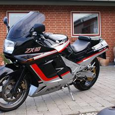 Kawasaki ZX-10 solgt
