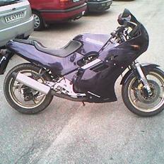 Suzuki GSX-R 250 *SOLGT*