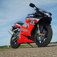 Suzuki gsxr 750