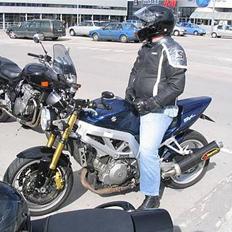 Suzuki SV 1000 *SOLGT*