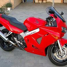 Honda VFR RC46 F1