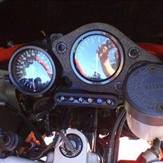 Honda cbr 900 fireblade solgt