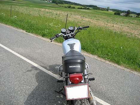 Honda CB 550 F - Foto: Mads Avlund Hansen billede 3