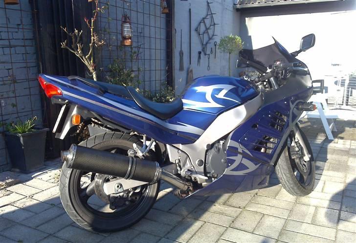 Suzuki Rf600r billede 1