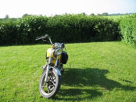 Suzuki GS 400 billede 3