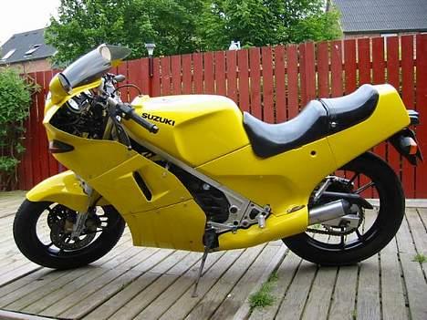 Suzuki RG 250 Gamma ( Solgt ) - Suzuki 250 gamma billede 2