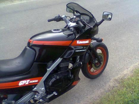 Kawasaki gpz 500S Solgt ! billede 4