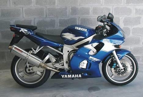 Yamaha R6 billede 1