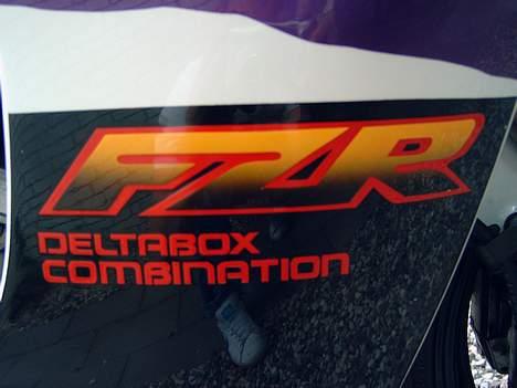 Yamaha FZR 600R *Solgt* billede 7