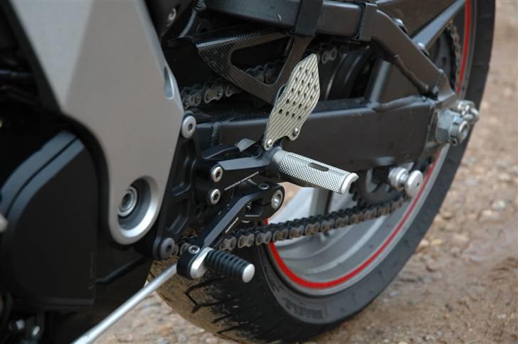 Kawasaki Z750 RR - Noget af Rizoma gøjlet, jeg har monteret. billede 12