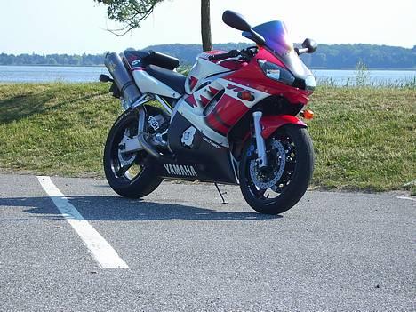 Yamaha YZF R6 - Hidsig ser den ud, og hidsig er den billede 17