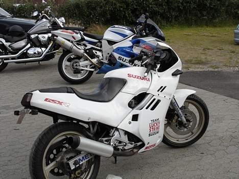 Suzuki gsxr 250 (Solgt) billede 2