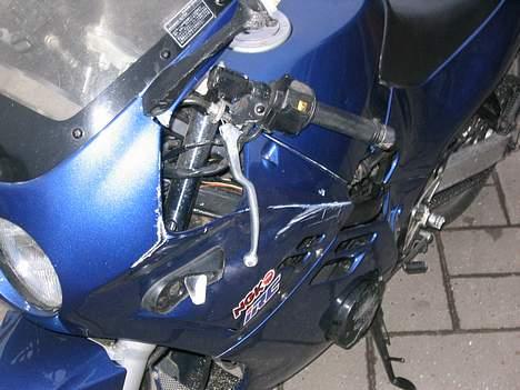 Suzuki Gsx-r 250 Solgt - Efter styrt billede 11
