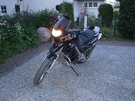 BMW F 650 GS [SOLGT] billede 3