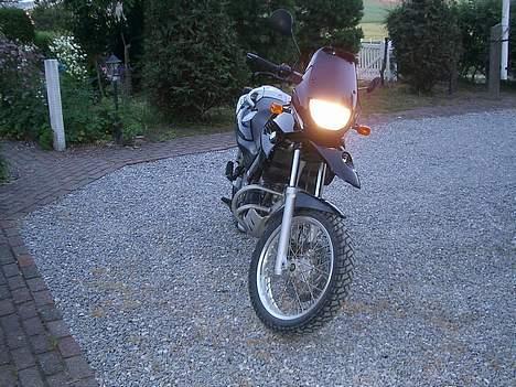 BMW F 650 GS [SOLGT] billede 4