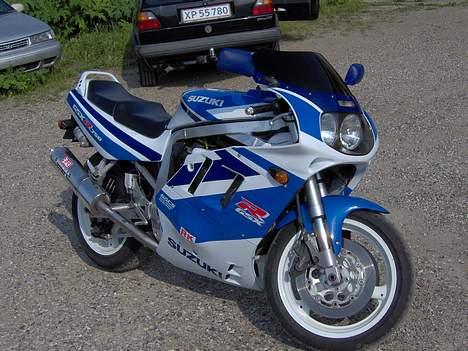 Suzuki Gsxr 750r billede 3