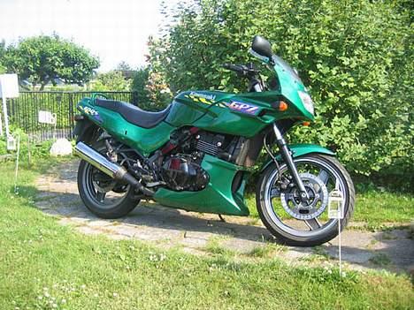 Kawasaki GPZ 500 *SOLGT* billede 1