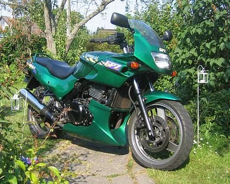 Kawasaki GPZ 500 *SOLGT* billede 5
