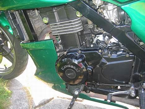 Kawasaki GPZ 500 *SOLGT* billede 7