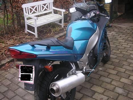 Suzuki rf600r  SOLGT billede 4
