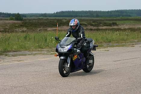 Suzuki gsxr 600 srad billede 4